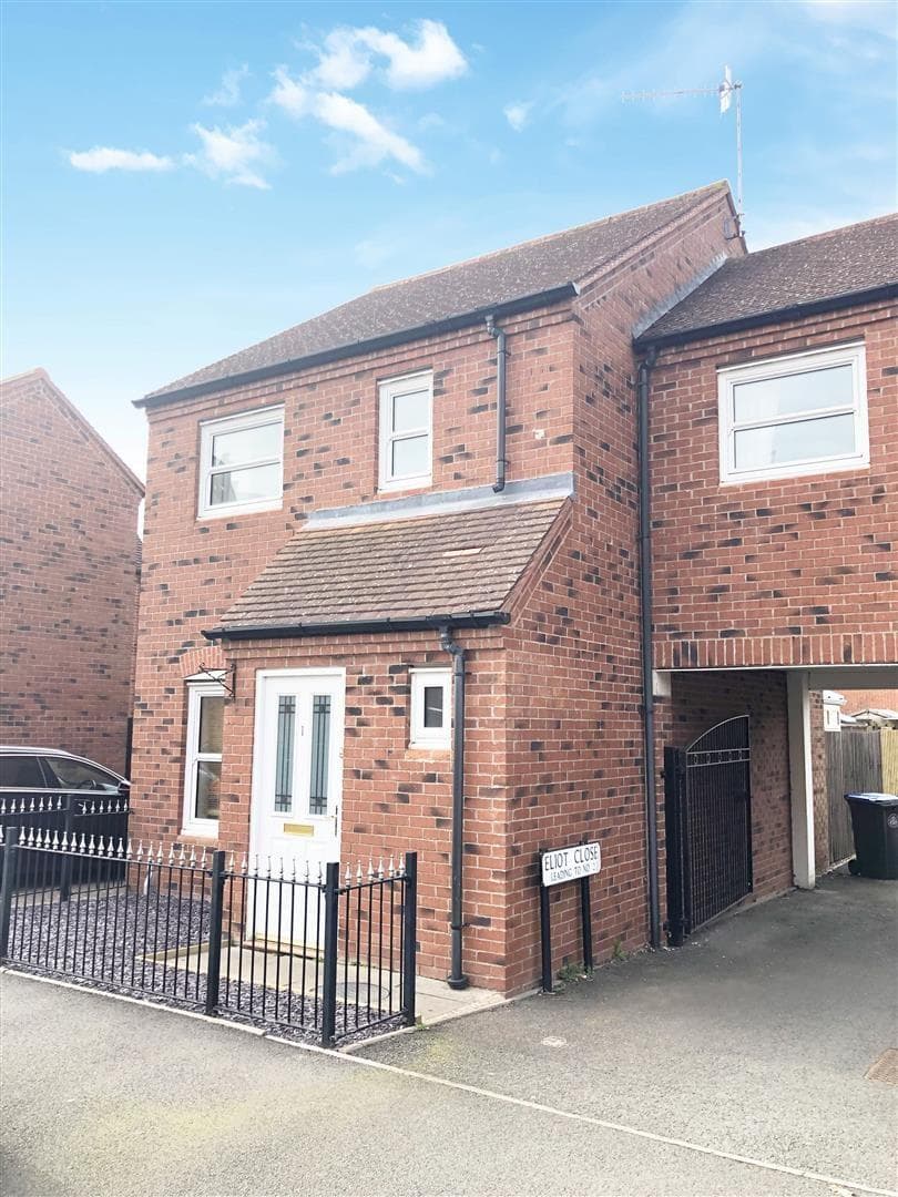 Austen Road, Stratford-Upon-Avon